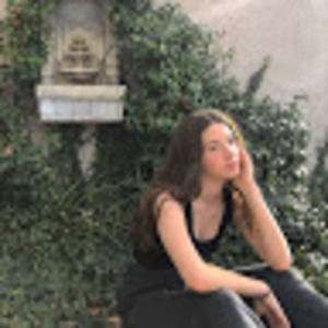 Meet your Posher, Flo